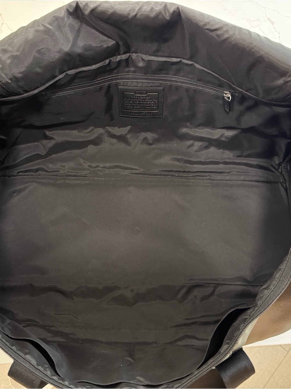 Coach 24” Voyager Travel Duffel Bag with Leather Trim and Shoulder Strap! - Picture 16 of 16
